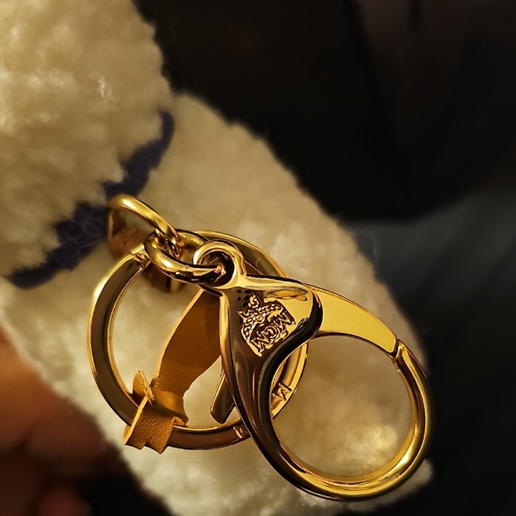 MCM Cream and Brown Sheep Keychain - Picture 5 of 5